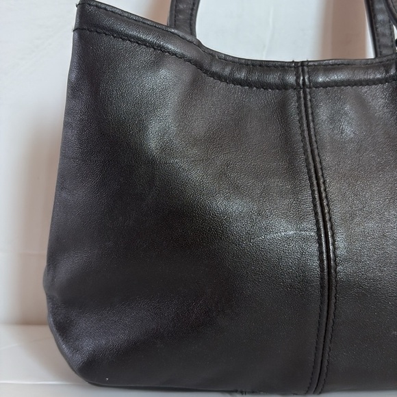 Vintage Liz Claiborne Leather Co. black genuine leather mini purse “After Hours” - Picture 4 of 16